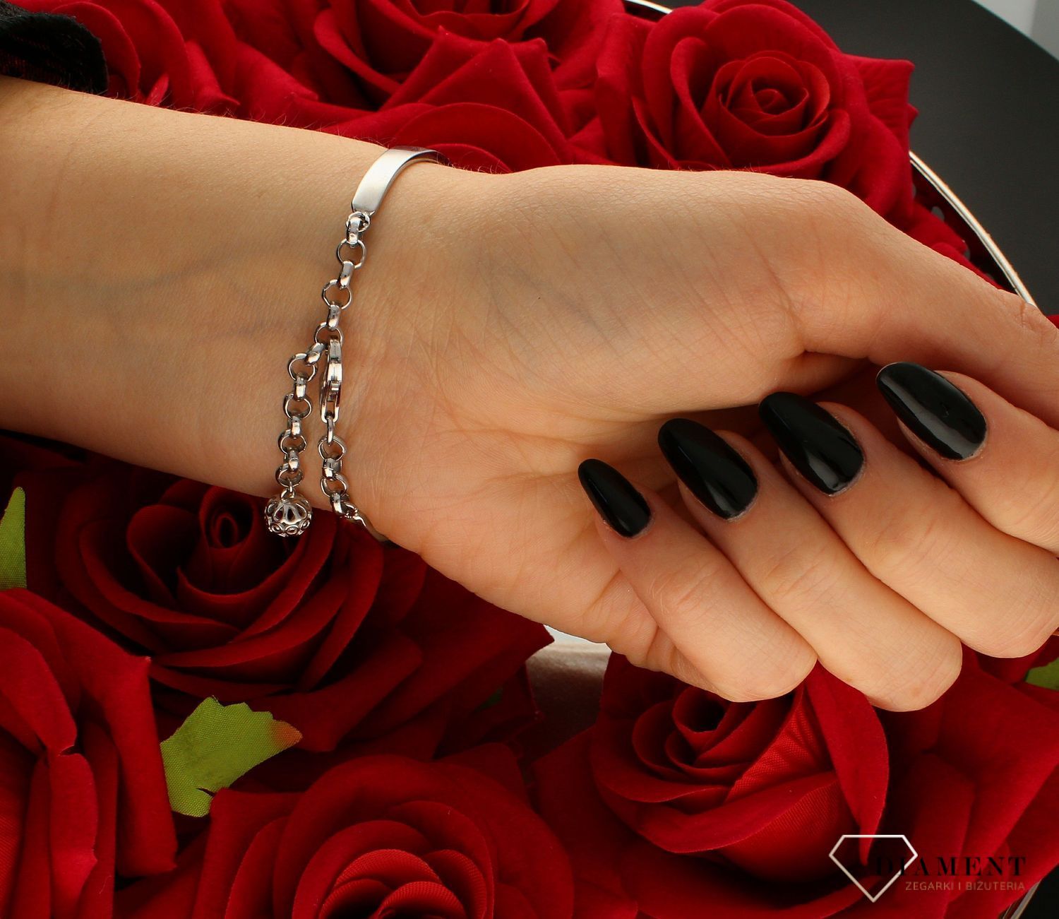 Zegarek damski srebrny z czarną tarczą i cyrkoniami 925 'Czarny Owal' (6).jpg